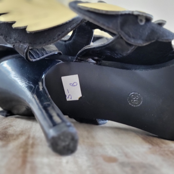 Bohemian vintage high heels sandals costume rare find. - Picture 4 of 11